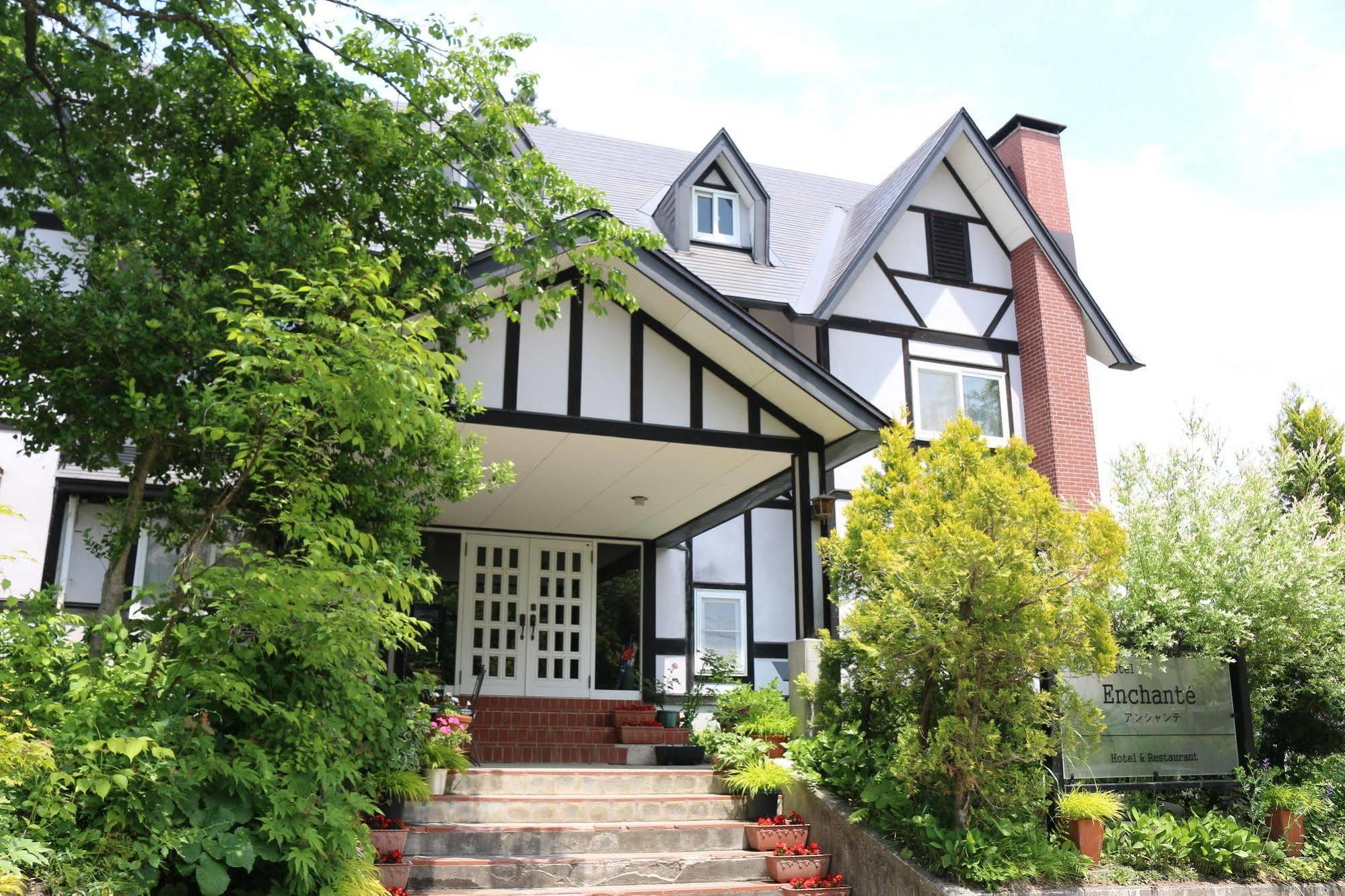 Petit Hotel Enchante Хакуба Екстериор снимка